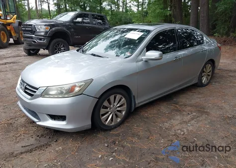 2013 Honda Accord Touring из США, поврежденный, VIN 1HGCR3F98DA004437